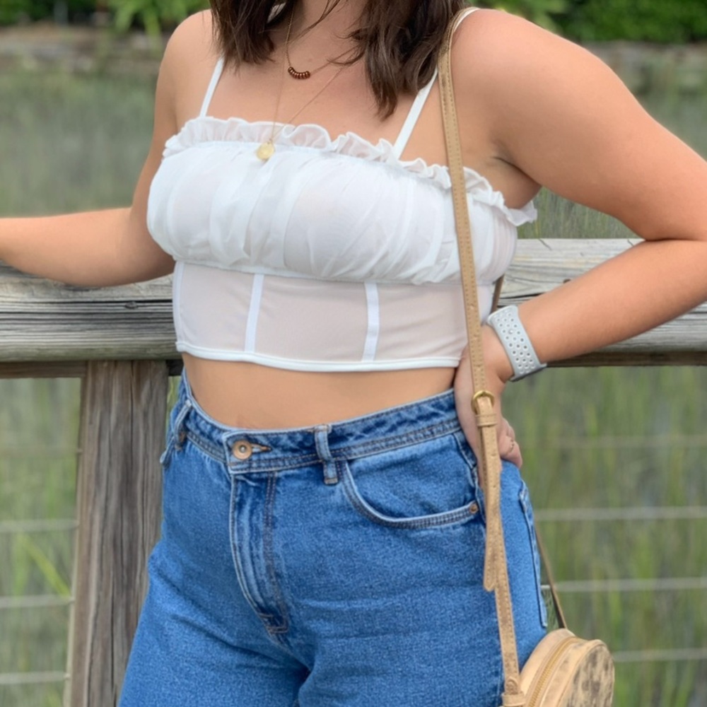 White boutique crop top